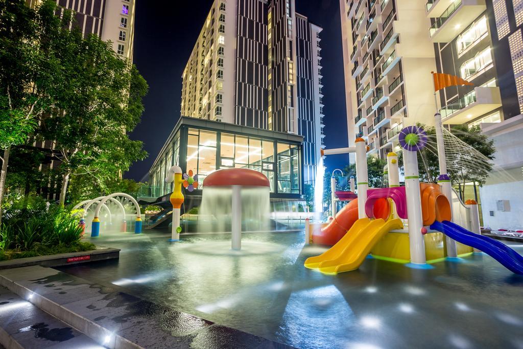 The Shore Hotel & Residences Malacca Esterno foto